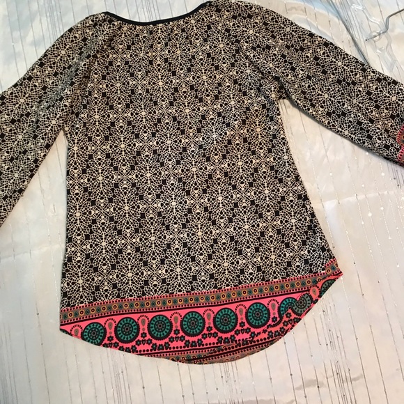 Girls size small tunic - Picture 3 of 7